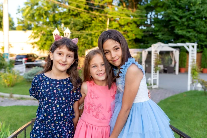 8 roxana ciuhulescu petrecere de mot pentru cezar ce a luat de pe tavita 8 jpg jpeg