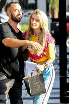 Paris Jackson changes her hair color at Nine Zero One on Melrose Place jpeg