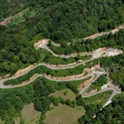 transluncani drum cu serpentine asemanator transalpinei Foto FB Alfred simonis jpg