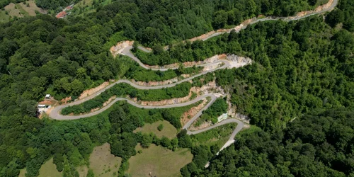 transluncani drum cu serpentine asemanator transalpinei Foto FB Alfred simonis jpg