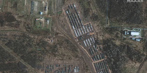 imagini satelit echipamente militare rusesti