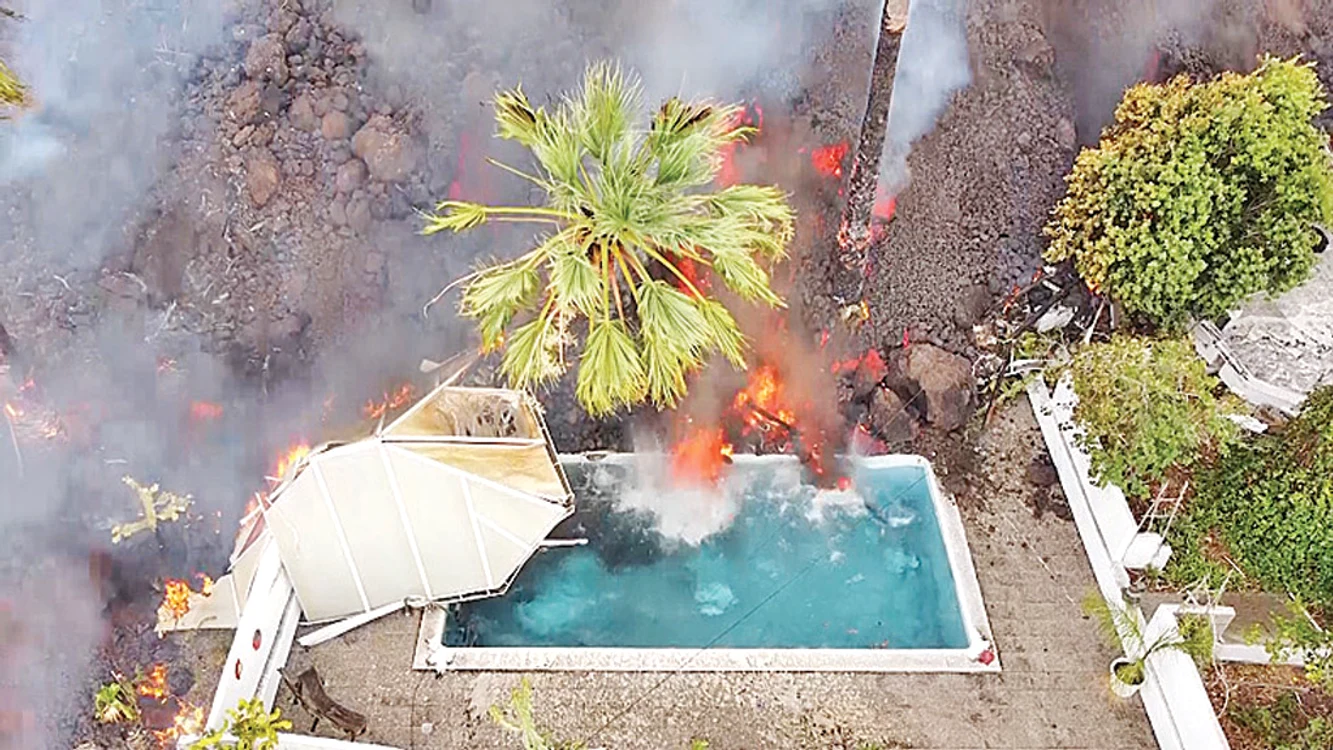 
    Scene apocaliptice  în paradisul exotic  din Insulele CanareFoto: Profimedia  