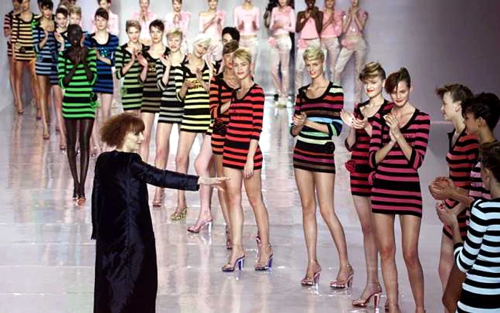 Designerul Sonia Rykiel, la una dintre ultimele apariţii pe podium FOTO Reuters
