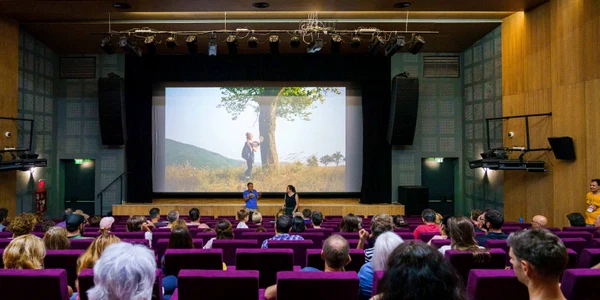 cinema victoria   discutie cu regizor jpg