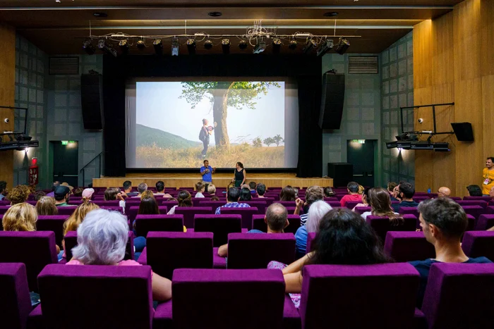 Cinema Victoria FOTO Ștefan Both