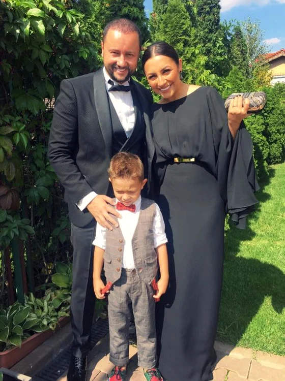 Andra și Cătălin sunt nașii Siminei și ai lui What's Up