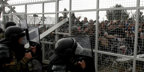 bataie idomeni AP