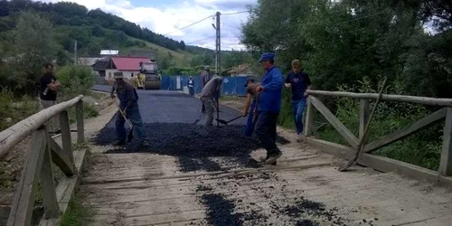 Modernizare drumuri prin PNDI în comuna băcăuană Blăgeşti