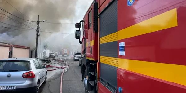 incendiu sectorul 3, sursa ISU mp4 thumbnail png