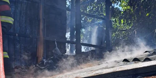 casa incendiata vaslui FOTO: IPJ Vaslui