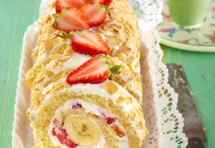 
    Bucură-te de un desert extrem de simplu şi delicios, cu banane şi căpşuni.clickpoftabuna.ro  