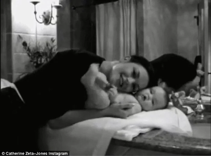 Catherine Zeta-Jones și fiul ei, Dylanfoto: arhivă