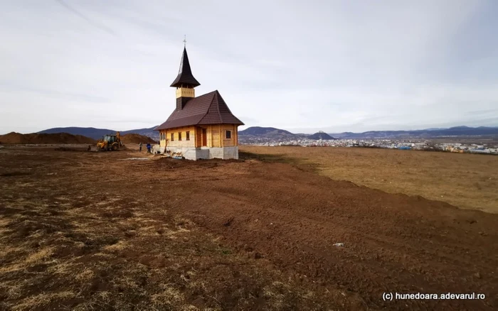biserica de pe dealul paiului foto daniel guta