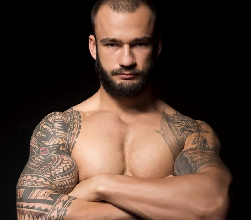 
    Yamato Zaharia alături de colegii de la ”Fight 4 U Club”foto: Federația Română de Kempo  