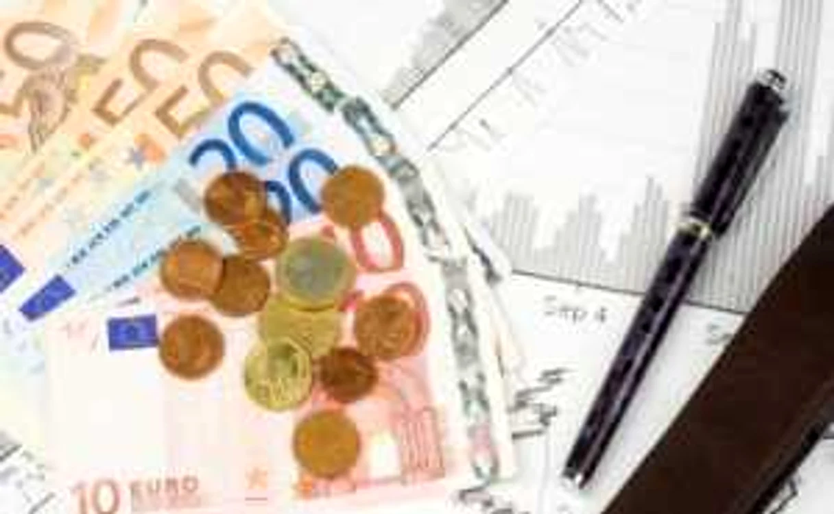 ING: BNR a cheltuit 4,5 miliarde de euro pentru stabilizarea cursului