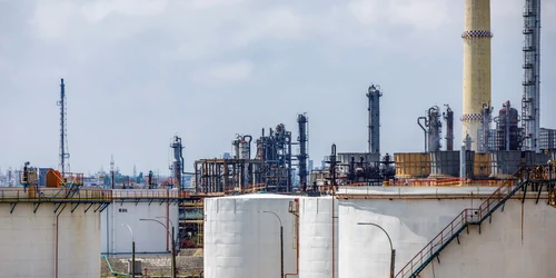 Rezervoare Petromidia 2 stocuri titei petrol rompetrol jpg