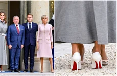 Regina Rania, Regele Abdullah, Emmanuel Macron și Brigitte Macron   Profimedia jpg