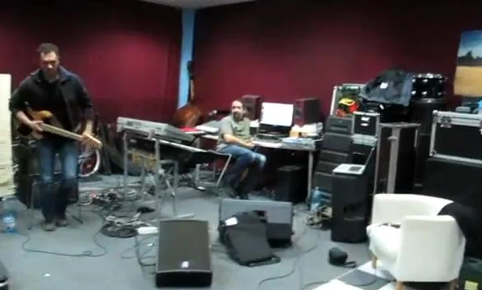 
    Trupa Vama: La repetitii. O vizita surpriza  