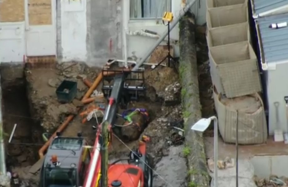 Mobilizare fără precedent în Anglia pentru detonarea unei bombe de 500 kg din Al Doilea Război Mondial. Mii de oameni evacuați VIDEO