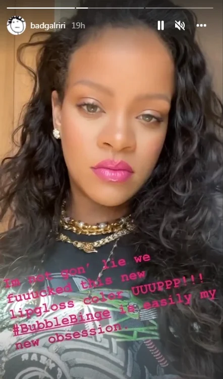 8 rhanna insarcinata roz jpg jpeg