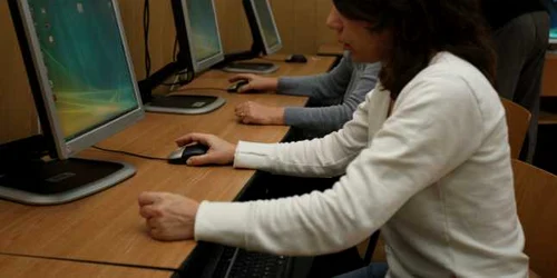 Elevii au avut 90 de minute la dispoziţie pentru examenul pe calculator