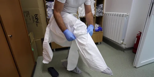 5eabd88c5163ec4271506632 jpg