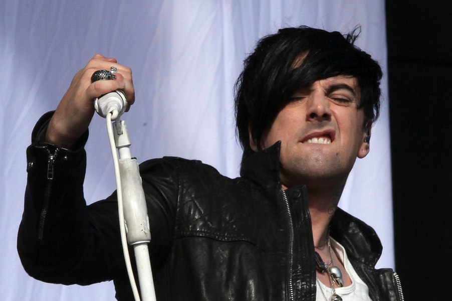 Ian Watkins, solistul trupei Lostprophets, condamnat pentru pedofilie, a fost înjunghiat în închisoare