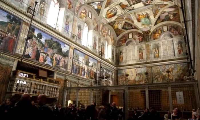 Capela Sixtină este ameninţată: valurile de turişti distrug picturile jpeg