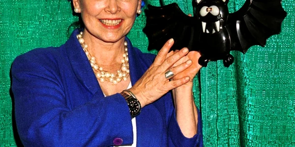 yvonne craig a murit foto getty images
