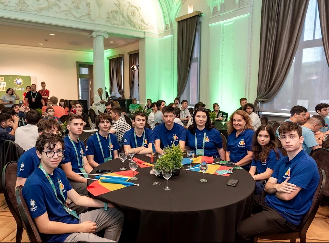 Elevii români au strălucit la Olimpiada Europeană de Geografie Foto: linesa.lt 