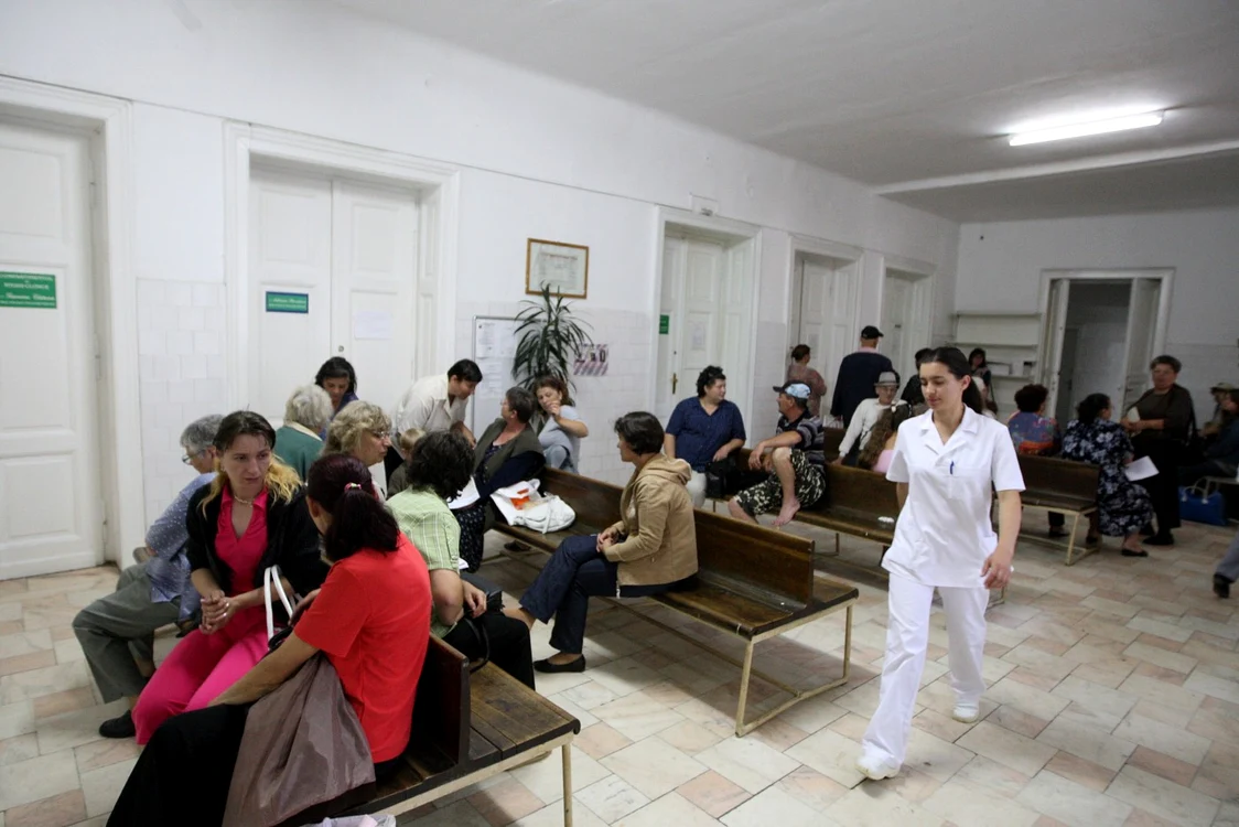 Nicio persoană din cele infectate nu a fost vaccinată contra virusului gripal FOTO Adevărul