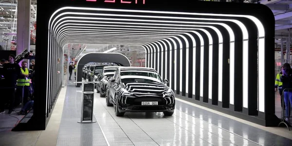 Fabrica Tesla din Germania FOTO EPA-EFE