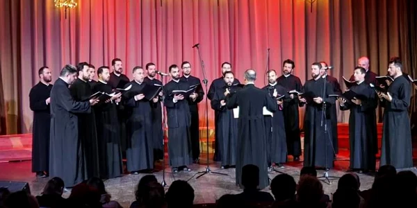 Colinde Foto Arhiepiscopia Argesului si Muscelului jpg