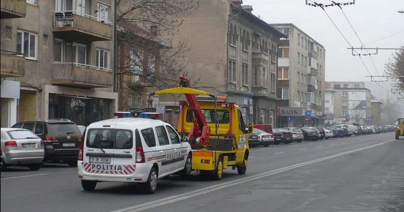 Multe dintre maşinile poliţiştilor ialomiţeni sunt vechi FOTO: agenda.ro