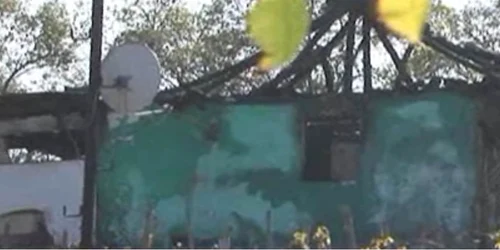 Casa și moarta s-au făcut scrum