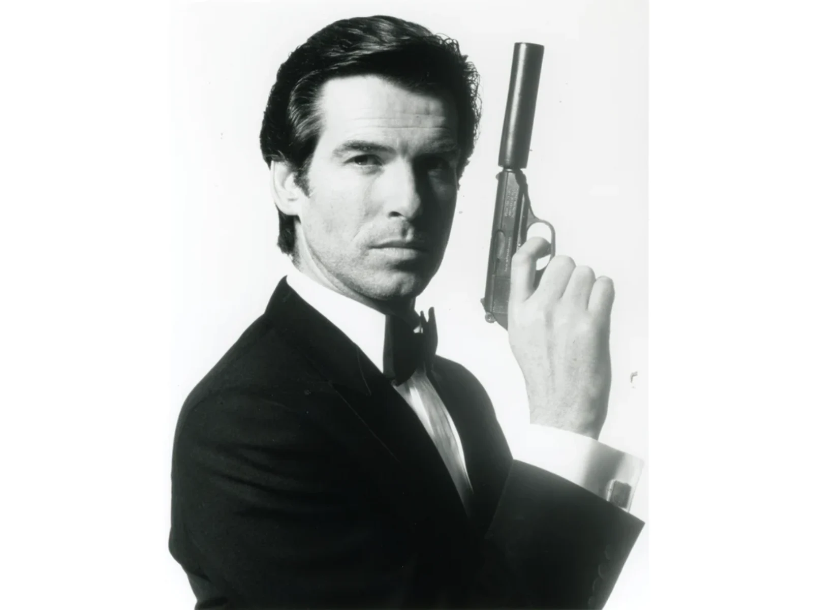 16 mai: Ziua în care s-a născut actorul irlandez Pierce Brosnan, celebru pentru interpretarea personajului James Bond