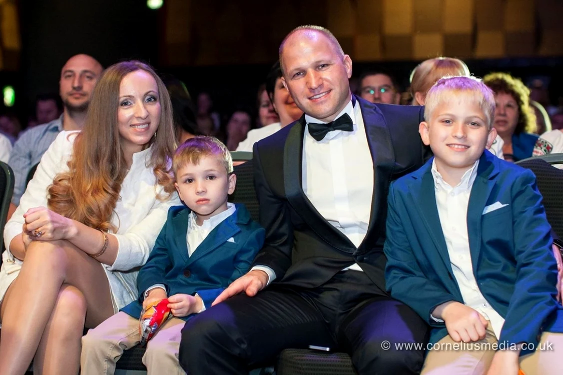 Ion Mereacre locuieşte cu familia sa în Marea Britanie din 2009, timp în care a reuşit să dezvolte o afacere de succes FOTO: moldoveni.co.uk