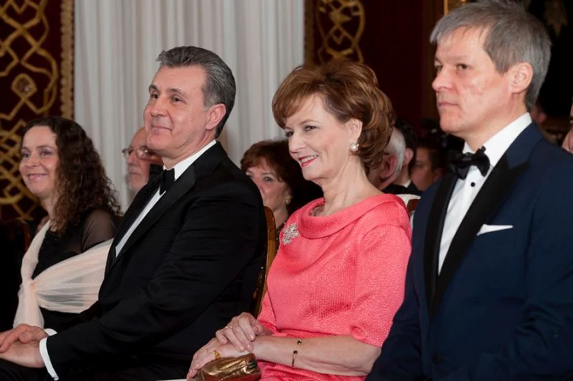 Valerie Cioloş Villemin a parrticipat la o petrecere de gală la Castelul Peleş 