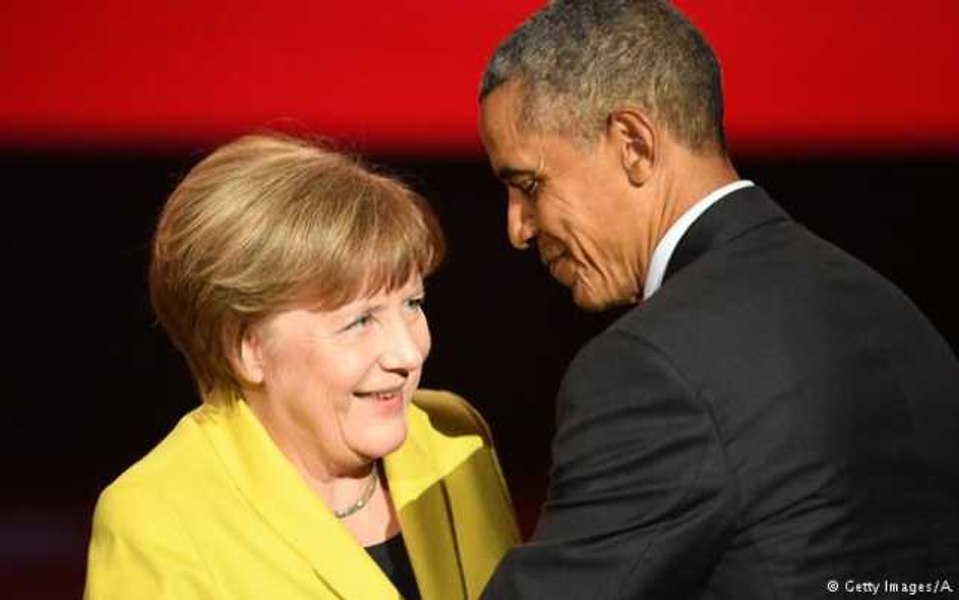 Angela Merkel şi Barack Obama s-au reîntâlnit la Washington cu prilejul lansării memoriilor fostului cancelar