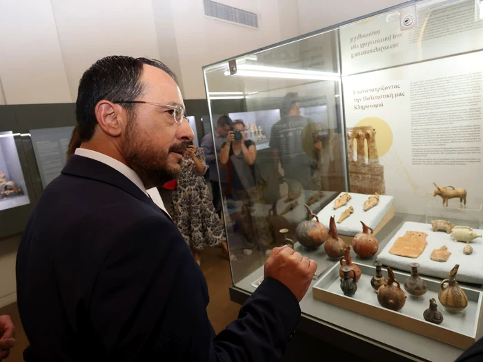 Expoziție cu artefactele recuperate în urma jefuirii Ciprului după invazia turcească din 1974