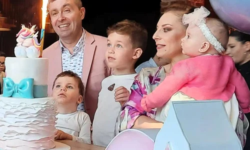 1 eli roman botezul fetitei ana maria al treilea copil minune stelian negrea 1 jpg jpeg