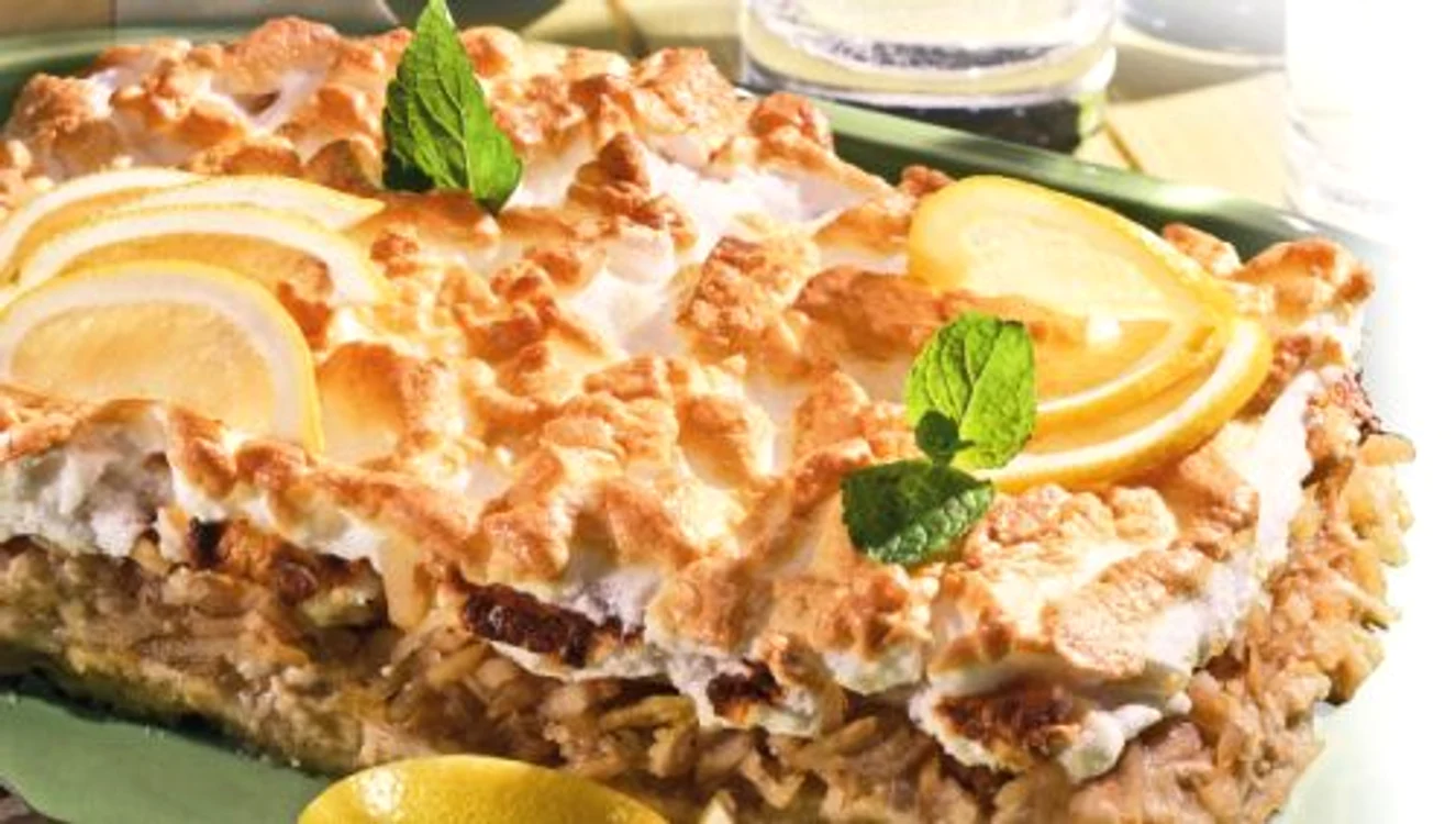 1366886924 207deliciu 20cu 20mere 20si 20bezea jpeg