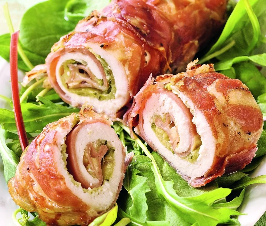 rulouri din piept de pui cu crema de branza jpeg