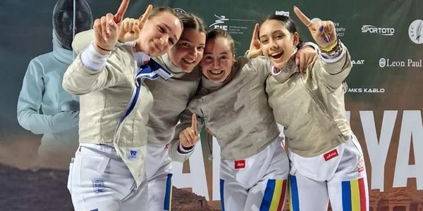 Patru fete de aur ale României. Foto Facebook FR Scrimă