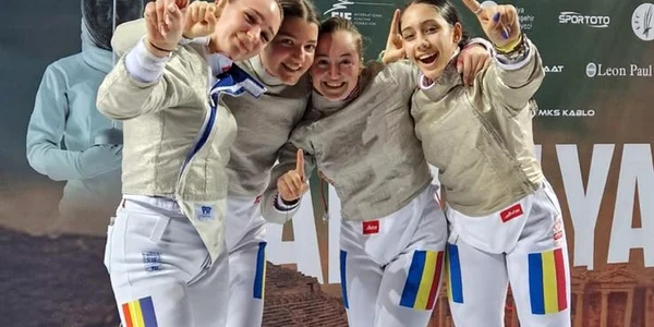 Patru fete de aur ale României. Foto Facebook FR Scrimă