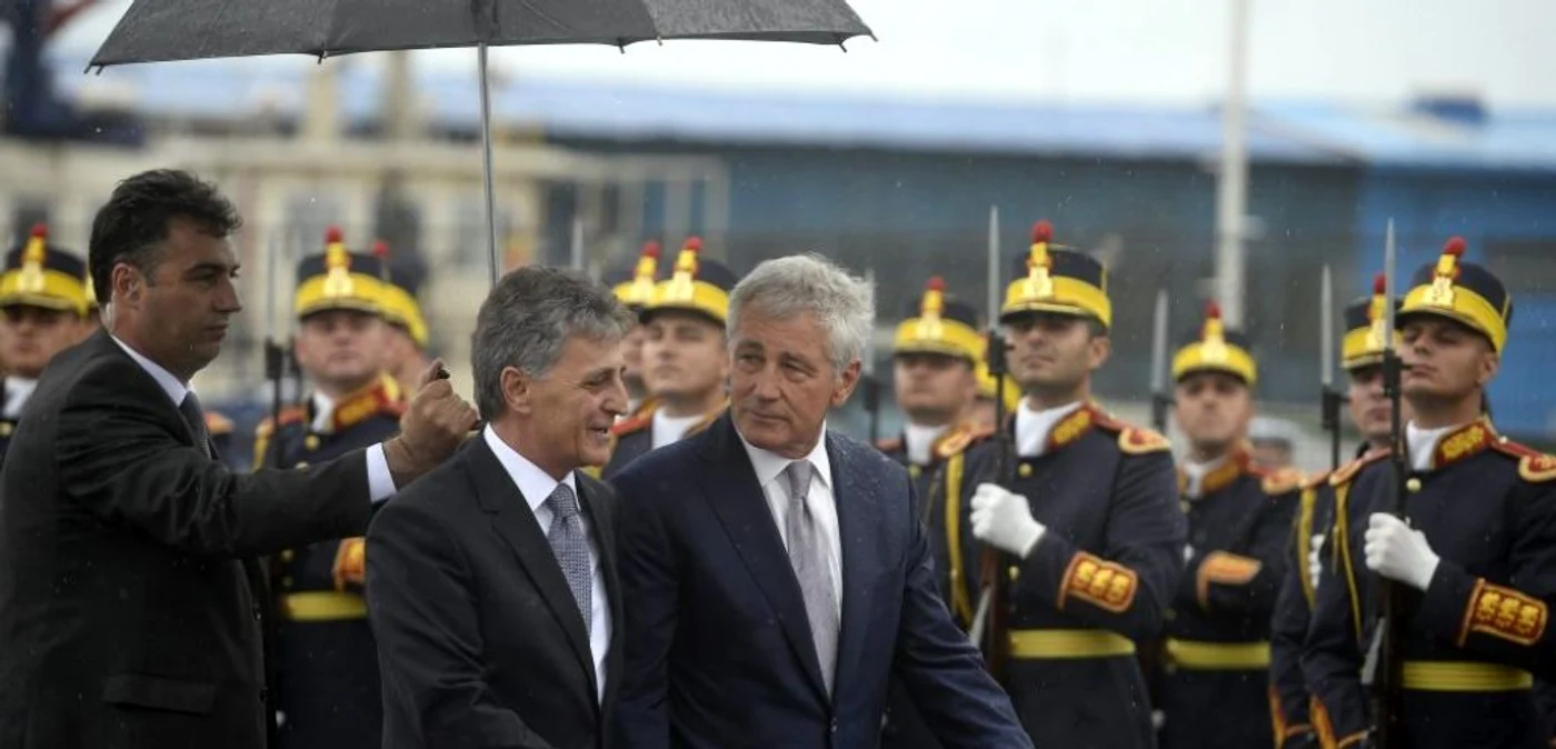 Chuck Hagel si Mircea Dusa la Constanta FOTO Mediafax
