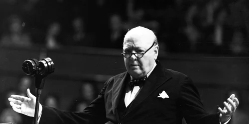 churchill GettyImages 3317881 jpg