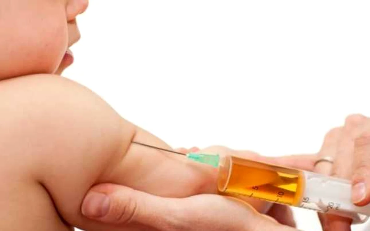 Copiii din lotul de bază vor avea prioritate la vaccinare