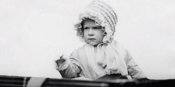 regina elisabeta foto facebook the royal family 