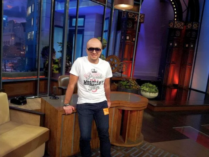 Costi Ioniţă, în platoul lui Jay Leno (Foto: Facebook)